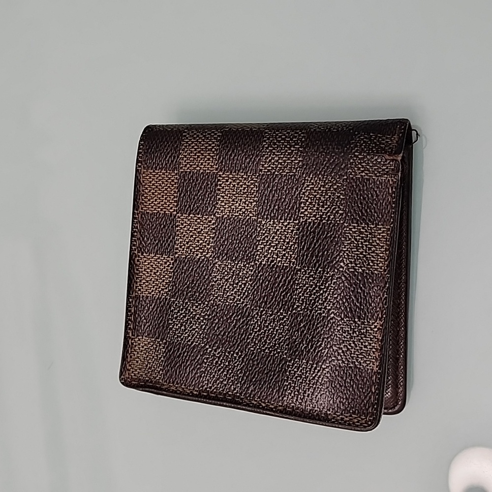Louis Vuitton Damier Ebene Men's Wallet - Picture 2 of 11